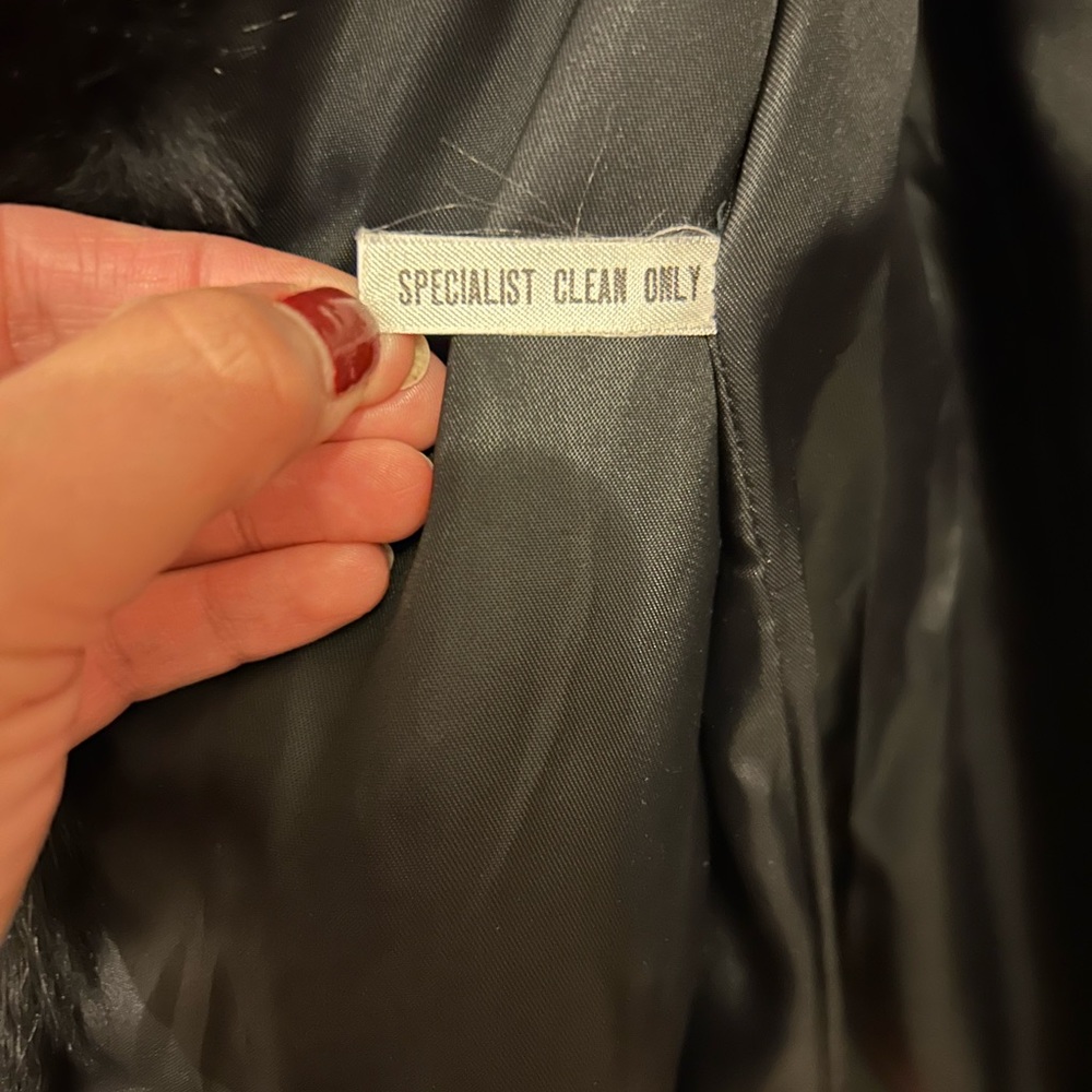 Fur jacket - Picture 3 of 6